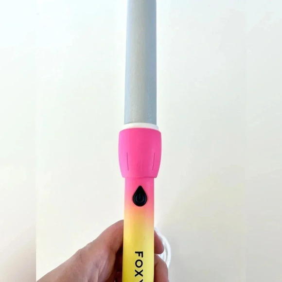 Foxybae 32mm Barrel Electric Dream‎ Neon Curling Wand - Picture 4 of 6